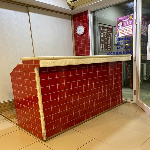 卡扣牆板 | 紅色磚格 Q0048